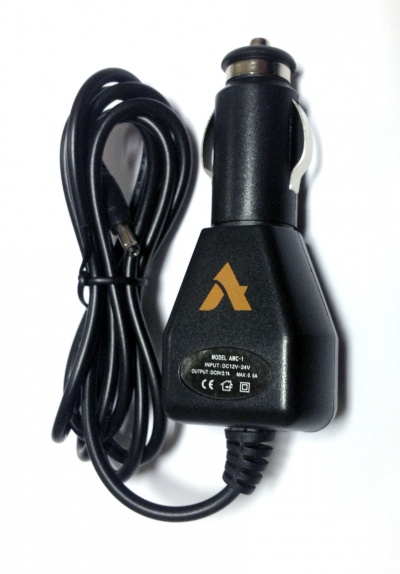 AMC-1 Автомобильный адаптер для зарадки раций Motorola TLKR